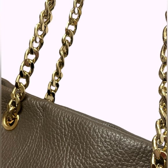 Valentina Made in Italy Genuine buttery soft leather bag/crossbody🔥 - Picture 8 of 16